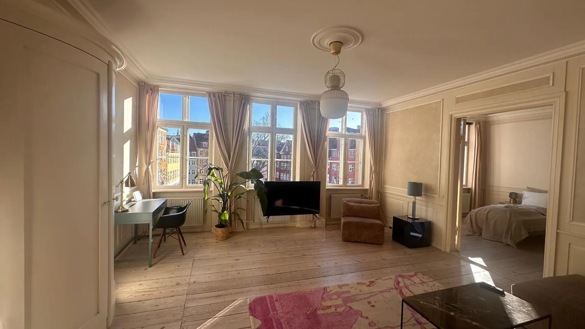 The Square - Carolinas Apartments Copenhagen