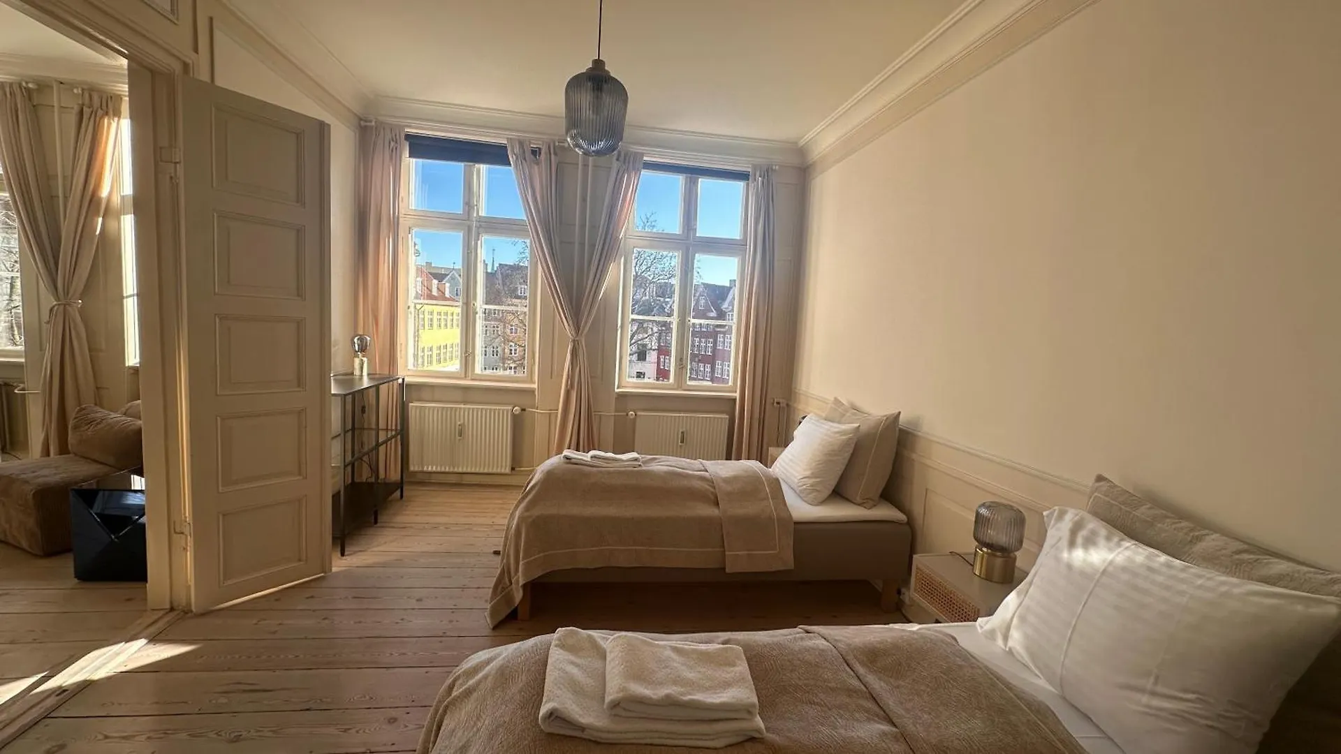 The Square - Carolinas Apartments Copenhagen Denmark